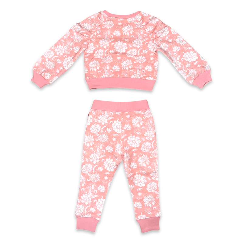 חליפת שתי חלקים לבנות