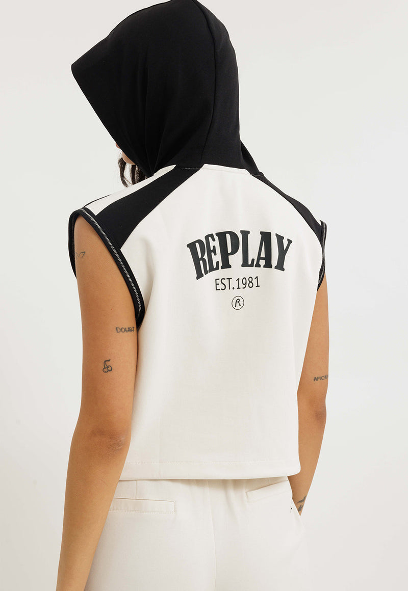 וסט קפוצון לנשים מבית ריפליי