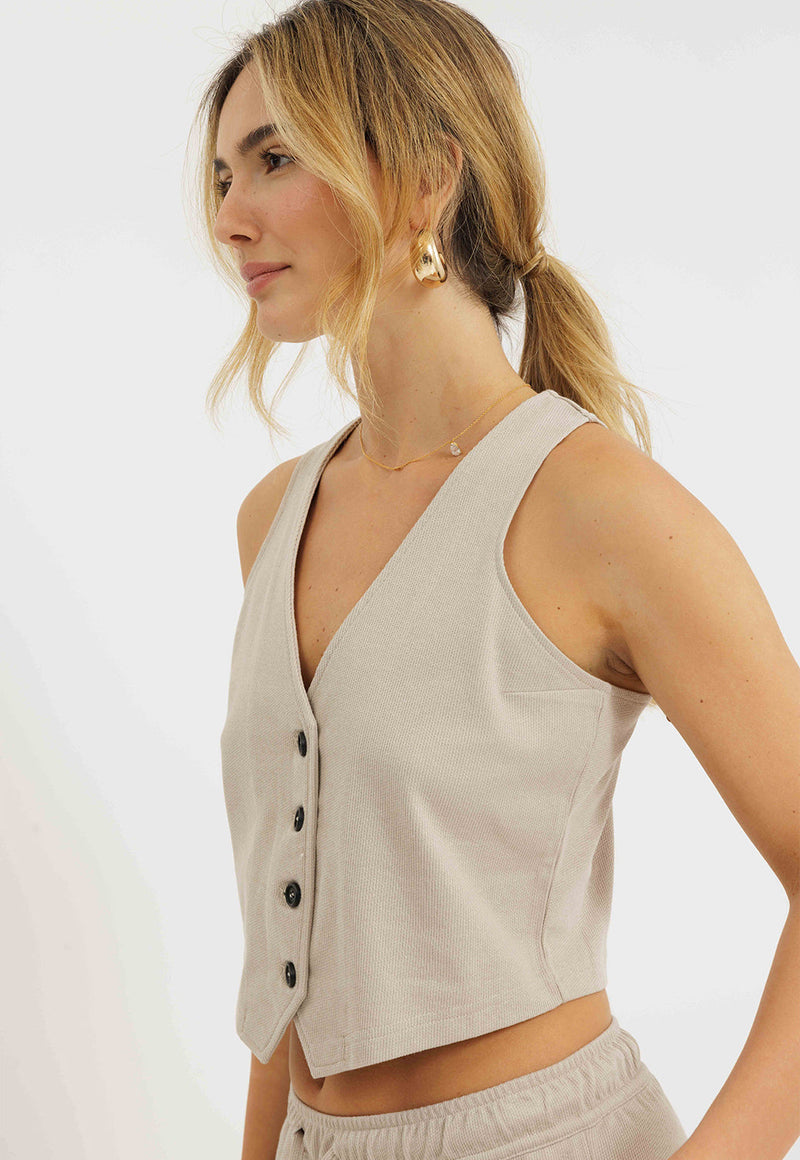 וסט אינטרלוק לנשים מבית ריפליי