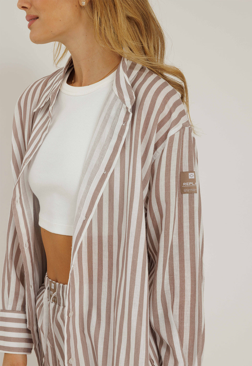 חולצת כפתורים מפוספסת לנשים מבית ריפליי