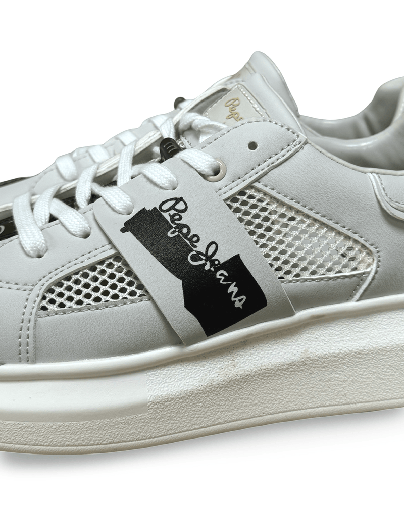 נעלי סניקרס בעיצוב משולב עם רשת לנשים