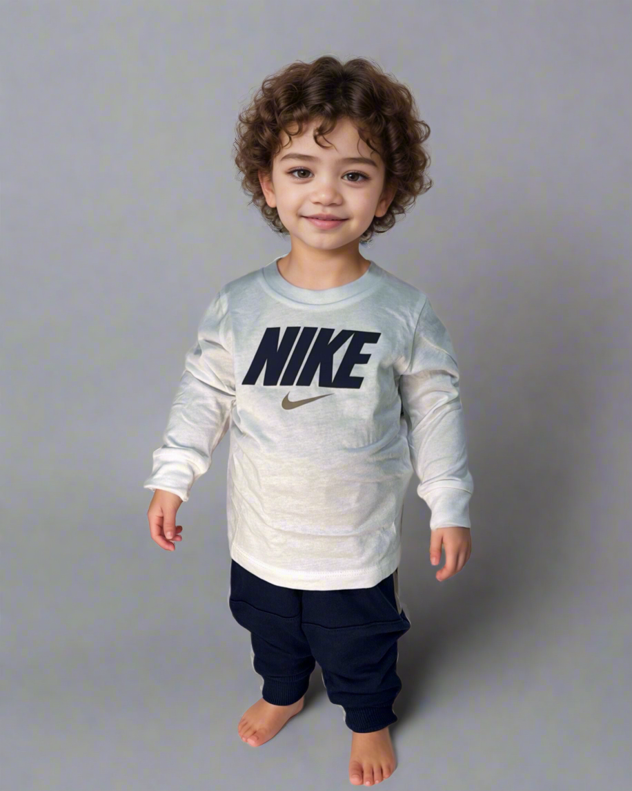 סט שתי חלקים עם חולצה ארוכה מבית נייקי | לתינוק