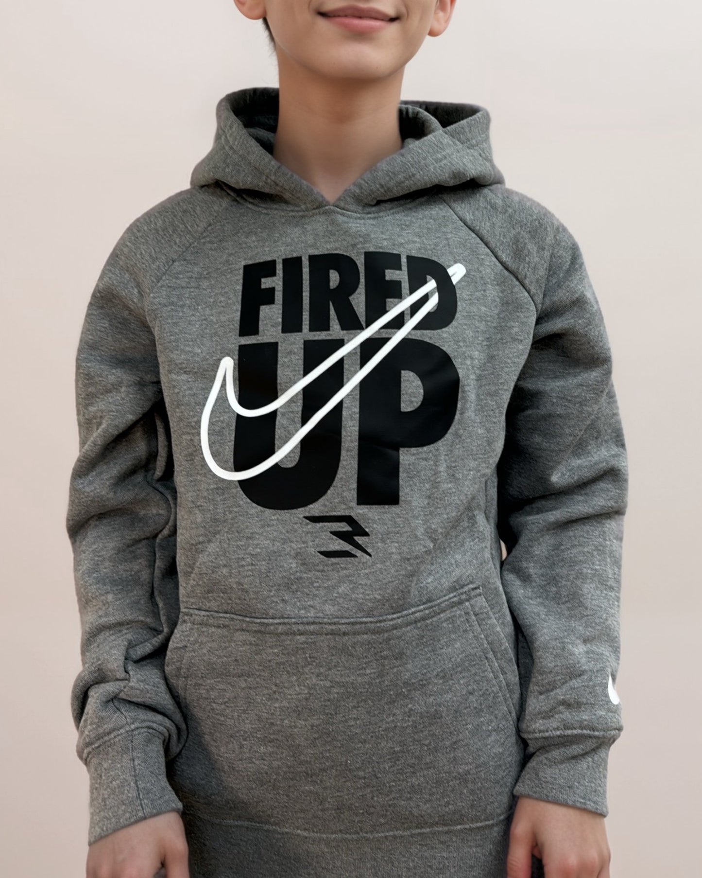 חליפת שתי חלקים ספורטיבית מבית נייקי | נוער