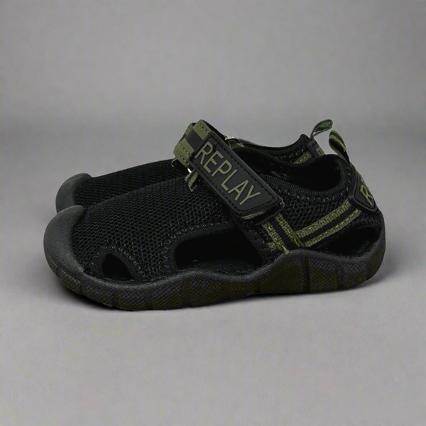 סנדלים בצבע שחור וירוק חאקי לילדים
