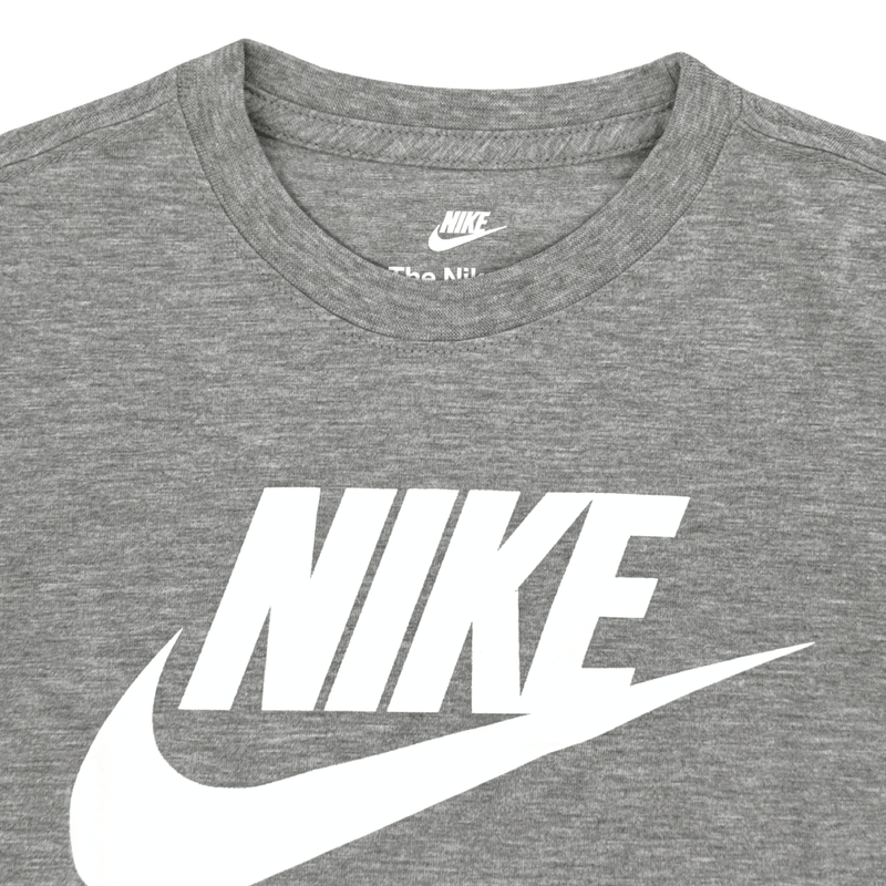 חליפת שתי חלקים טריקו קצרה לבנים