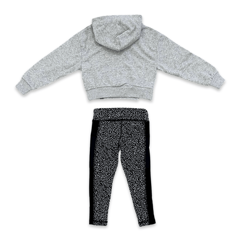 חליפת שתי חלקים עם טייץ מנומר לבנות