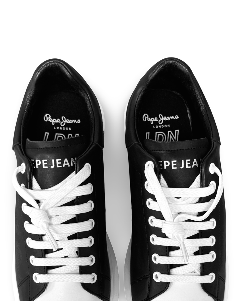 נעלי סניקרס גבוהות לנשים