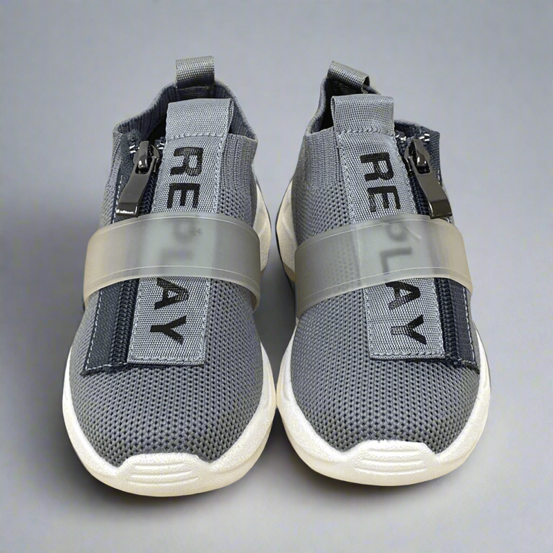 נעלי גרב לבנים מבית ריפליי