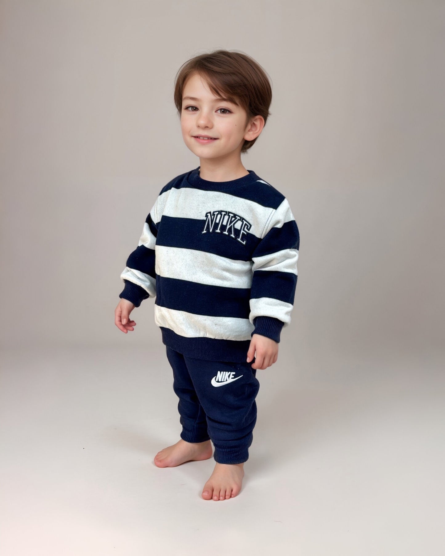 חליפת שתי חלקים מבית נייקי לתינוק