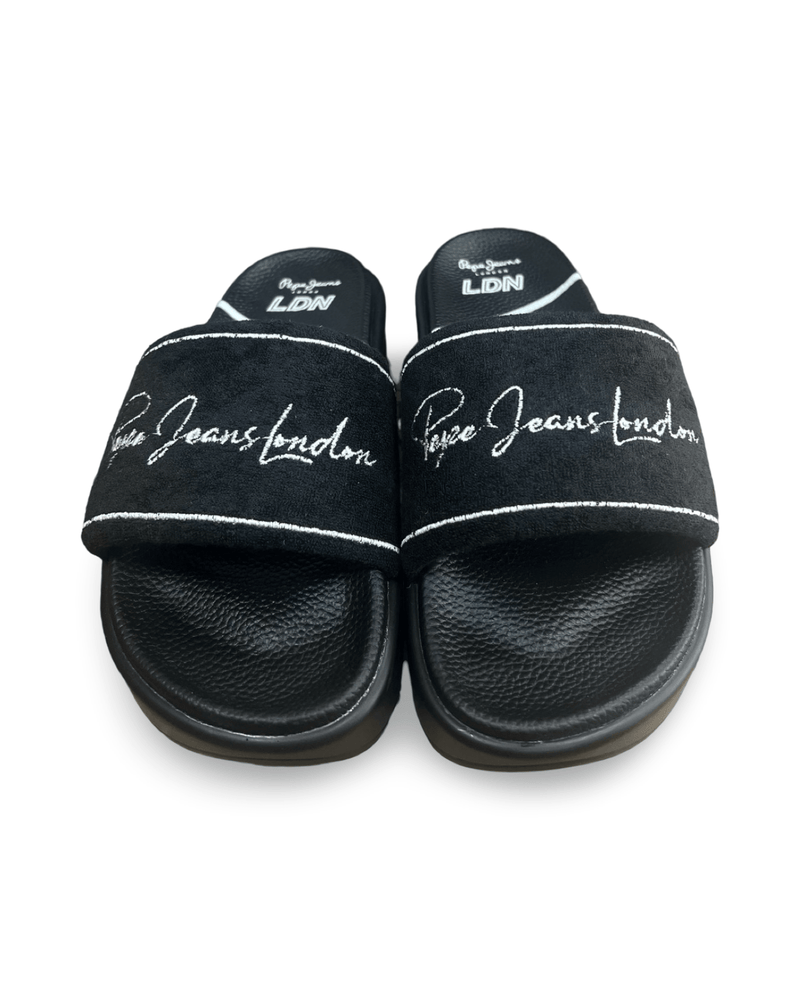 כפכף אופנתי לנשים בצבע שחור