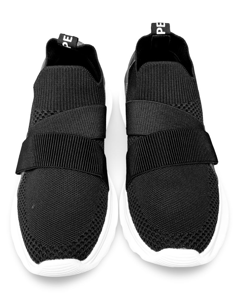 נעלי ספורט אלגנטיות לגבר