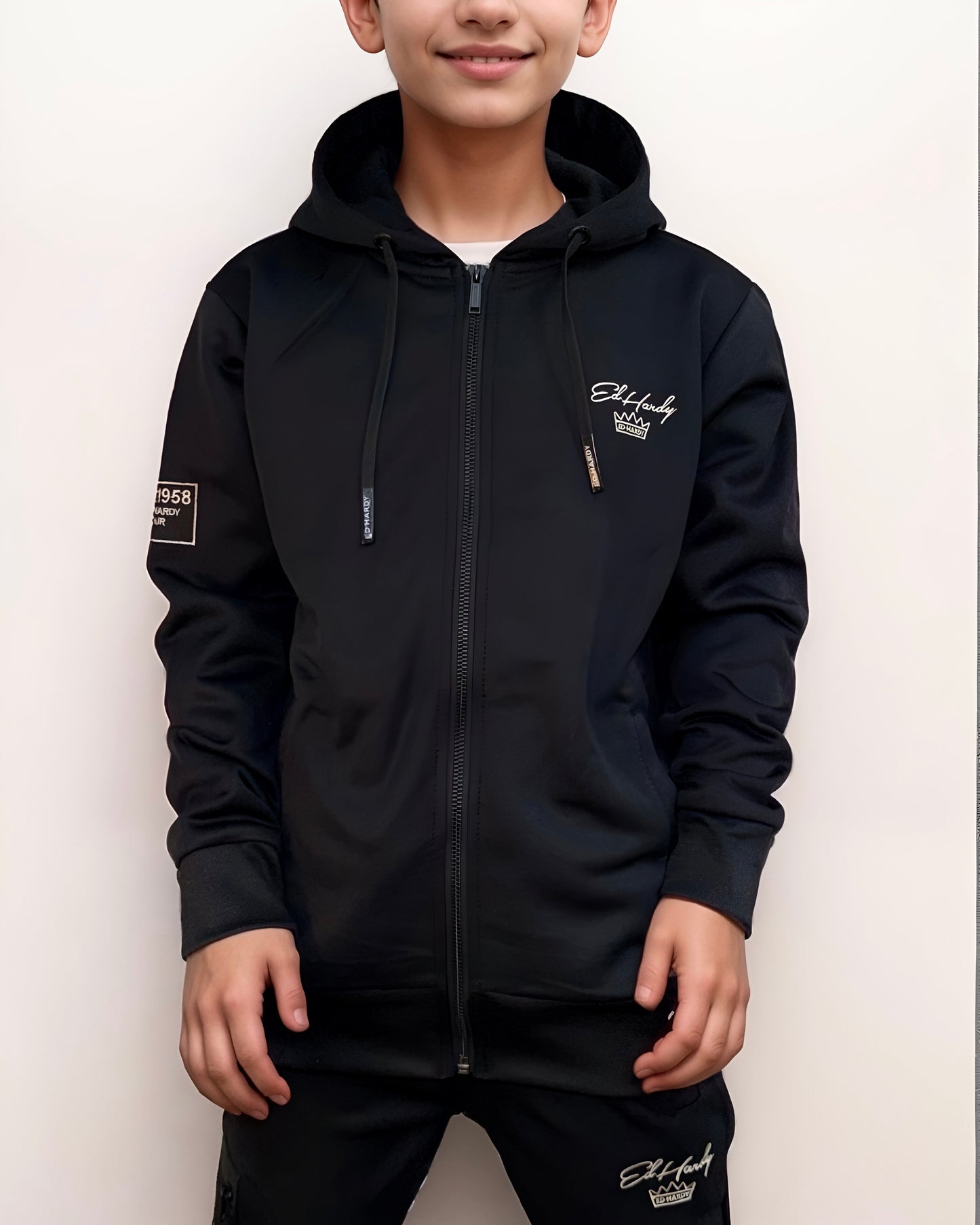 חליפת הד הרדי לבנים עם רוכסן וכיס דגמח חתום- Ed Hardy