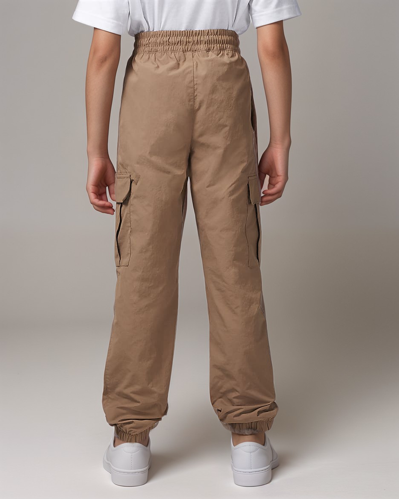 דגמ״ח ניילון מבית ג׳ורדן לילדים