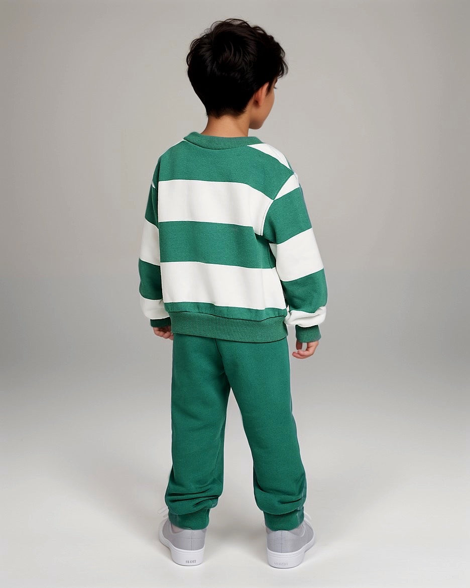 חליפת שתי חלקים ירוקה מבית נייקי | לתינוקות-ילדים