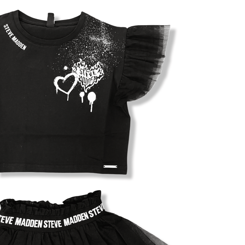 חליפת שני חלקים קיצית עם חצאית מרושתת