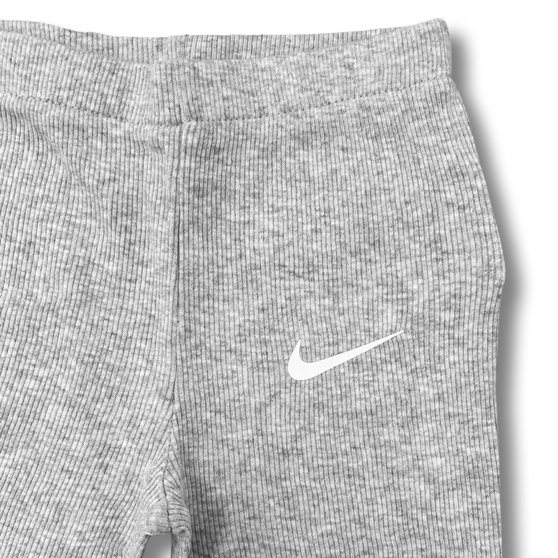 חליפת שני חלקים לבייבי