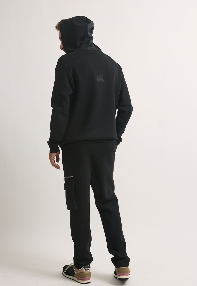 חליפות/סטים לגברים מבית פפה ג'ינס