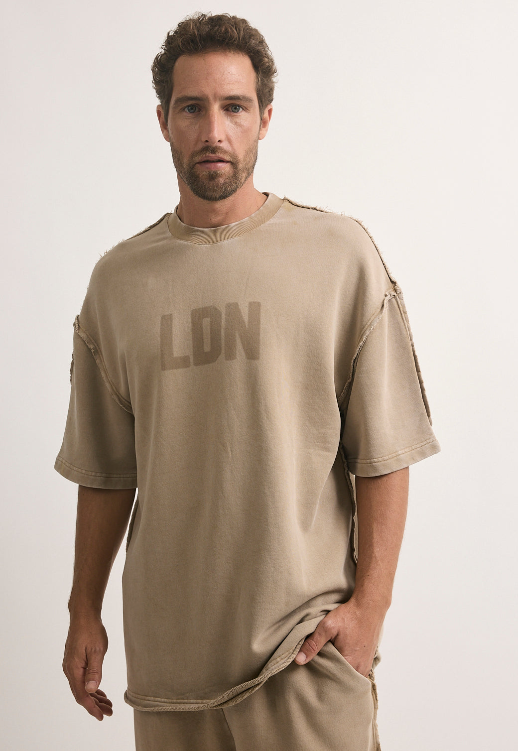 טי-שירט קצר לגברים מבית פפה ג'ינס