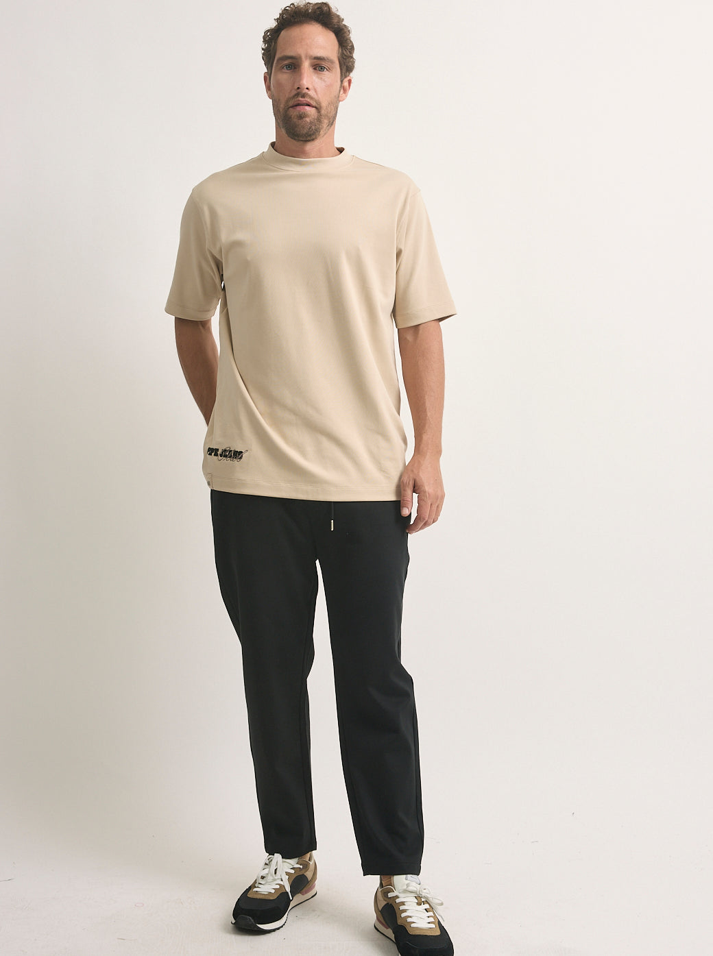 מכנס ארוך לגברים מבית פפה ג'ינס