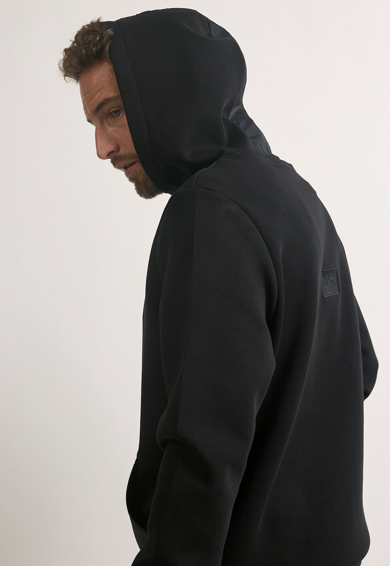 חליפות/סטים לגברים מבית פפה ג'ינס