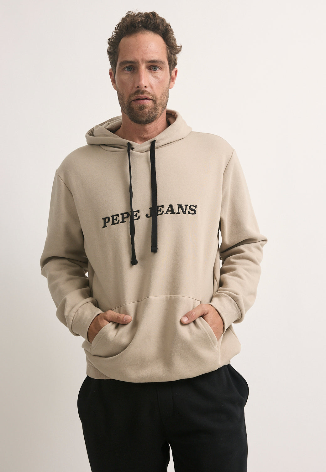 סווטשירט/קפוצ'ון לגברים מבית פפה ג'ינס